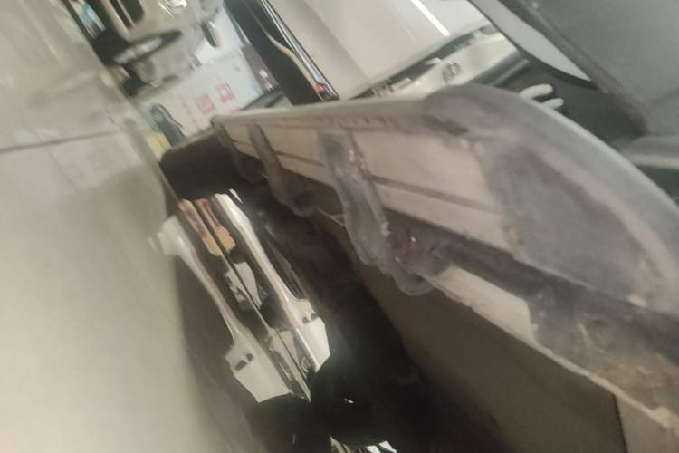 Used Chery Tiggo 5 2016 2.0L CVT Jiayue Edition Right Side Sill