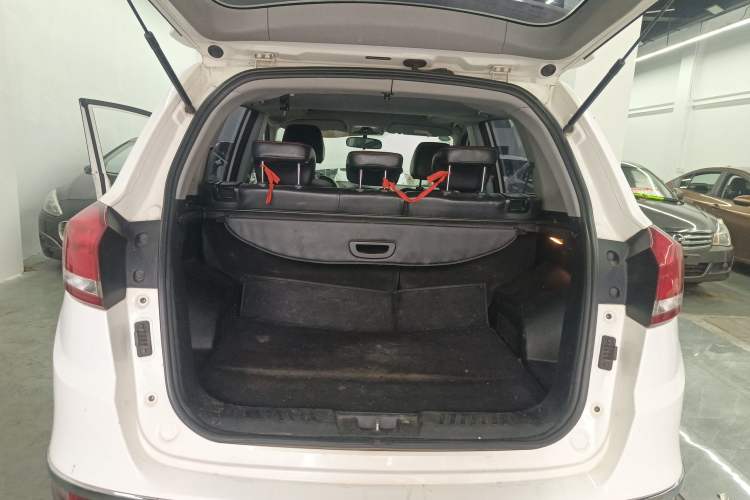 Used Chery Tiggo 5 2016 2.0L CVT Jiayue Edition Trunk