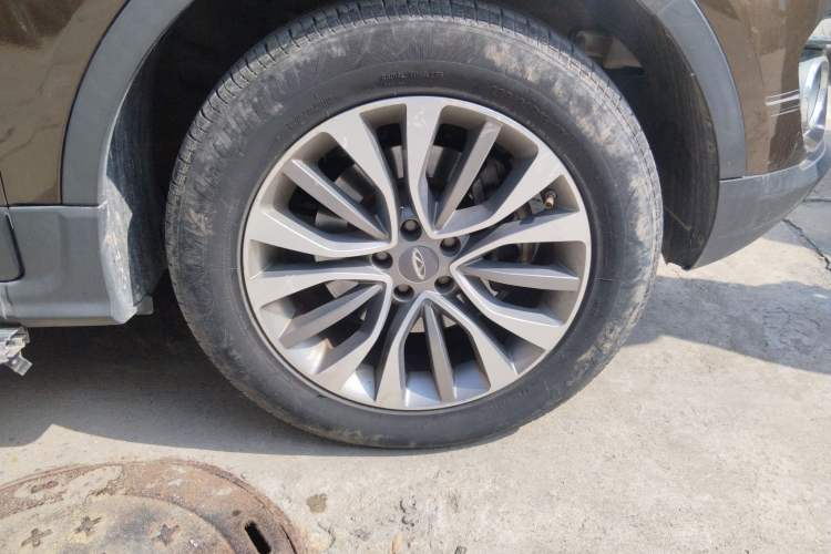Used Chery Tiggo 5 2017 1.5T Manual Comfort Edition Right Front Wheel Hub