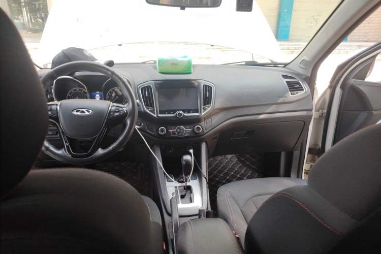 Used Chery Tiggo 5 2017 1.5T CVT Comfort Edition Center Console