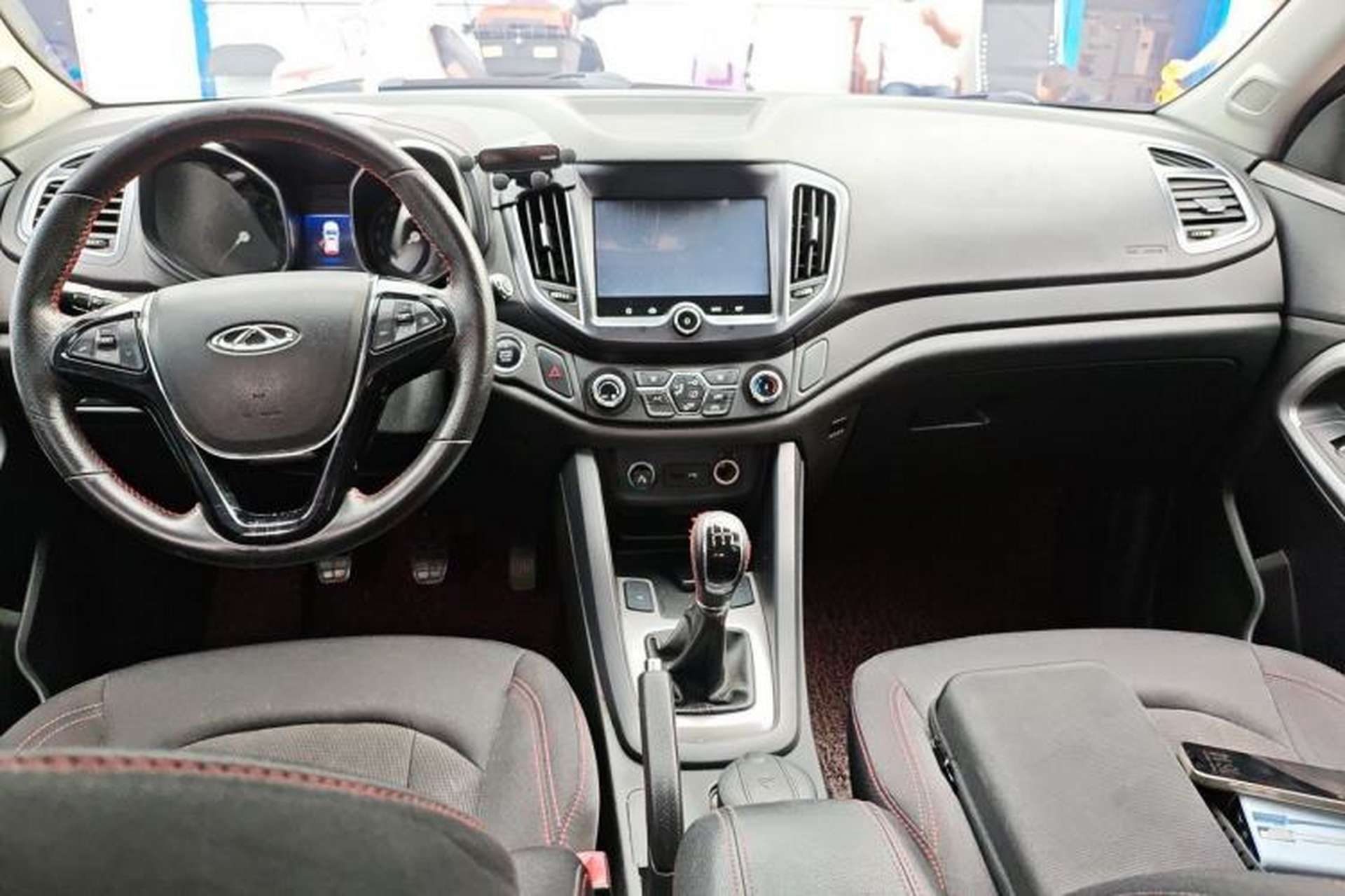 Used Chery Tiggo 5 2017 1.5T Manual Comfort Edition Center Console