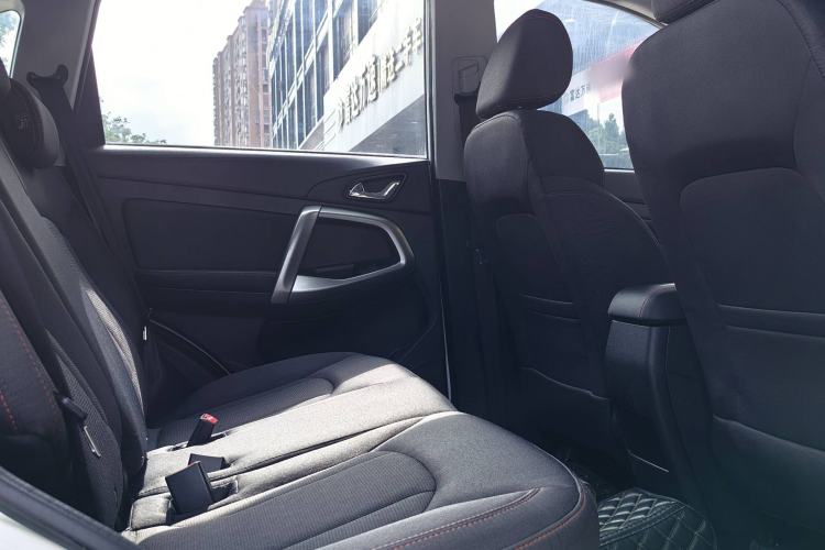 Used Chery Tiggo 5 2017 1.5T CVT Comfort Edition Interior 10