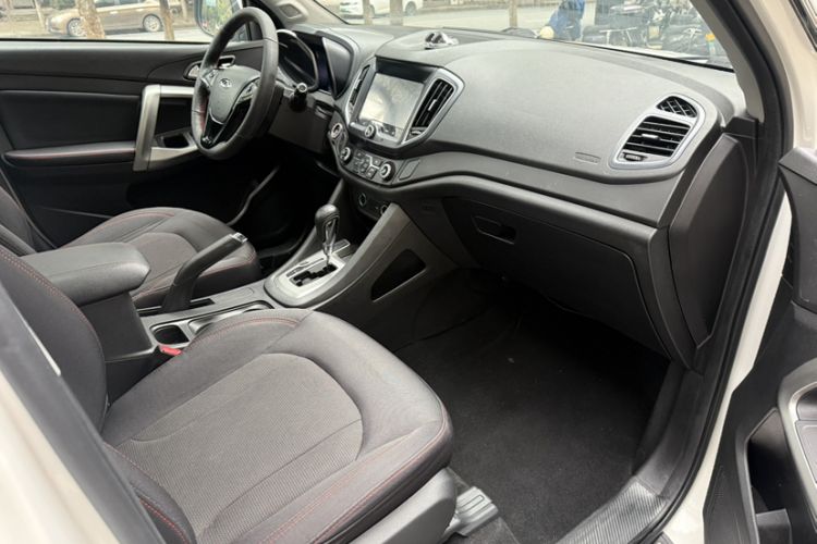 Used Chery Tiggo 5 2017 1.5T CVT Comfort Edition Interior 3