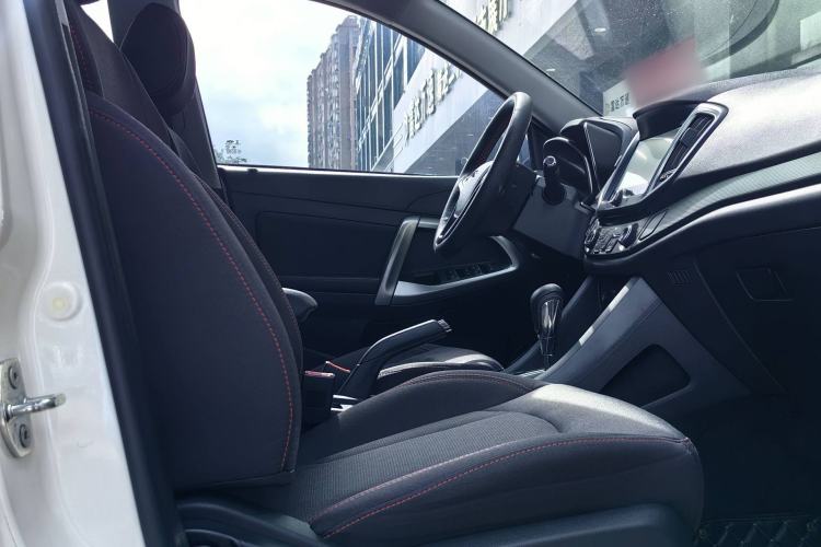 Used Chery Tiggo 5 2017 1.5T CVT Comfort Edition Interior 9