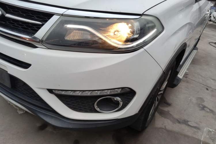 Used Chery Tiggo 5 2017 1.5T Manual Comfort Edition Left Front Headlight