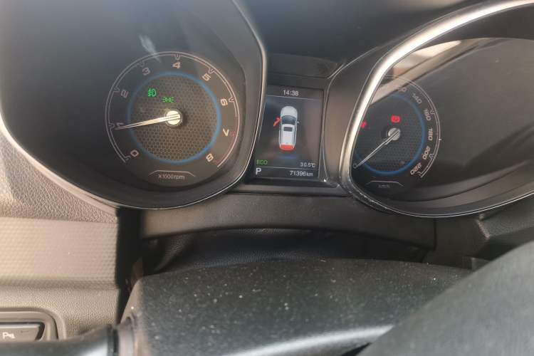 Used Chery Tiggo 5 2017 1.5T CVT Luxury Edition Odometer Close Up