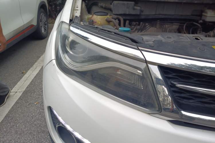 Used Chery Tiggo 5 2017 1.5T Manual Comfort Edition Right Front Headlight