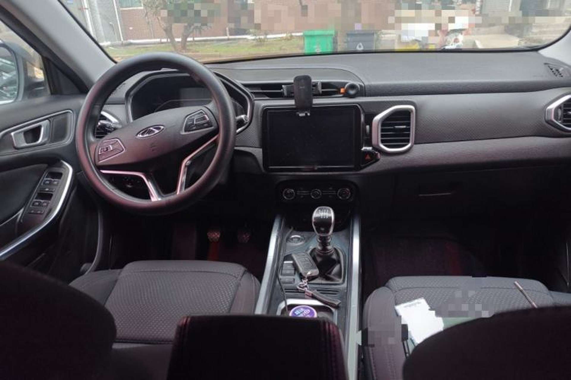 Used Chery Tiggo 5x 2017 1.5T Manual Fashion Edition Interior 2