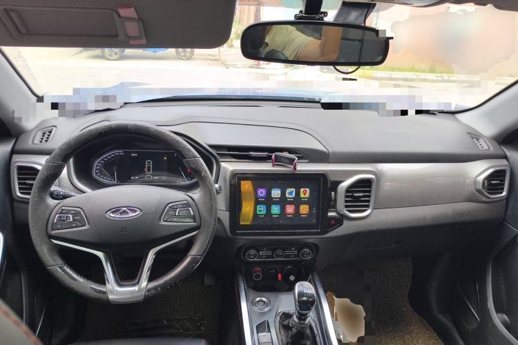 Used Chery Tiggo 5x 2017 1.5T Manual Elite Model Center Console