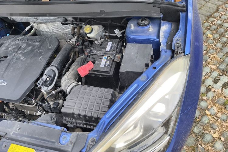 Used Chery Tiggo 5x 2017 1.5T Manual Elite Model Engine Bay Left