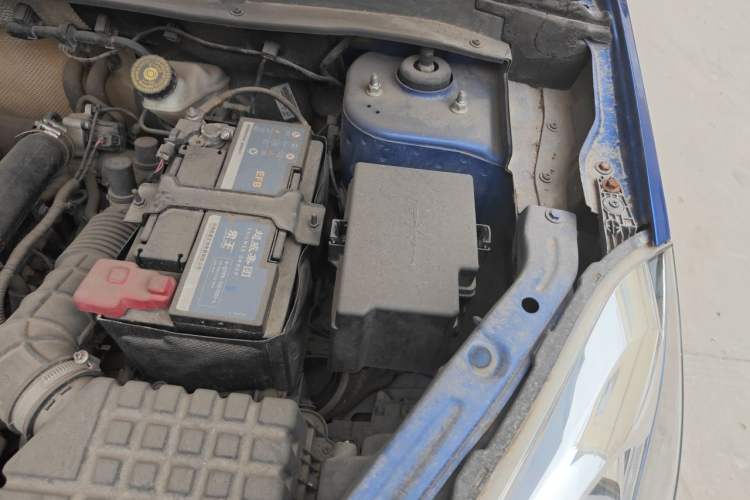 Used Chery Tiggo 5x 2017 1.5T DCT Prestige Model Engine Bay Left