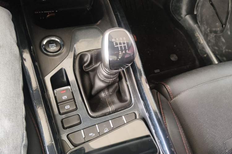 Used Chery Tiggo 5x 2017 1.5T Manual Luxury Model Gear Lever