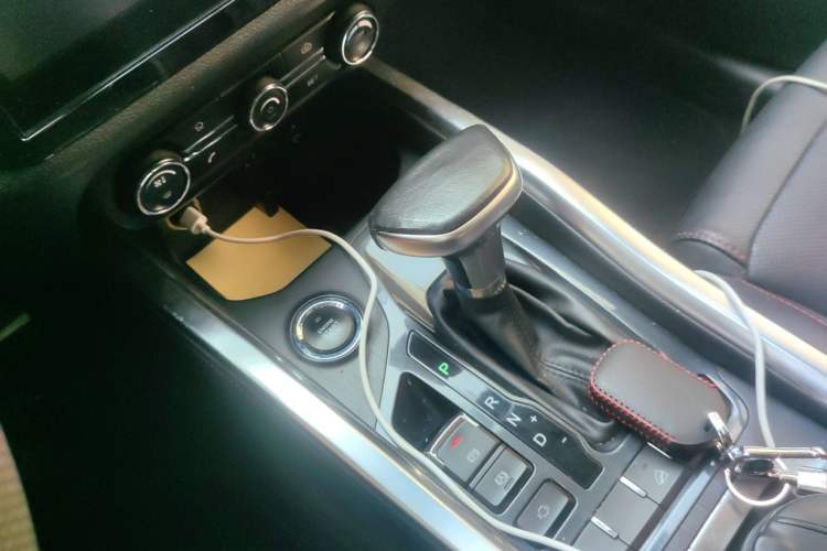 Used Chery Tiggo 5x 2017 1.5T DCT Elite Model Gear Lever