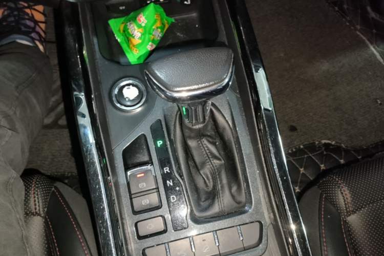 Used Chery Tiggo 5x 2017 1.5T DCT Luxury Model Gear Lever