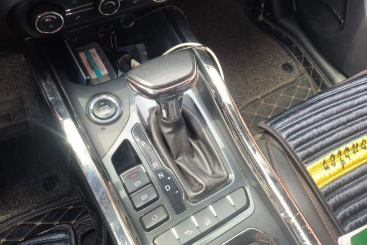 Used Chery Tiggo 5x 2017 1.5T DCT Luxury Model Gear Lever