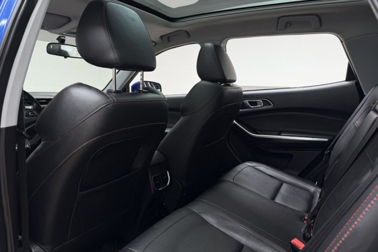 Used Chery Tiggo 5x 2017 1.5T DCT Elite Model Interior 1