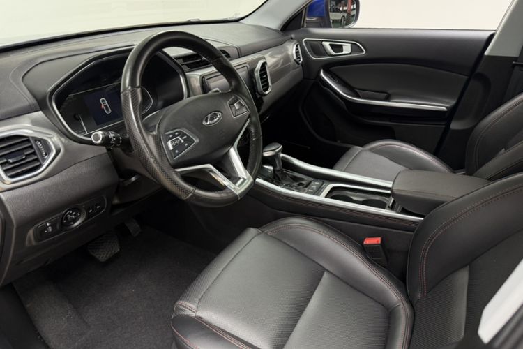 Used Chery Tiggo 5x 2017 1.5T DCT Elite Model Interior 2