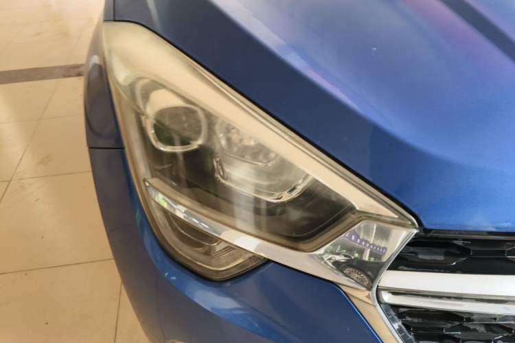 Used Chery Tiggo 5x 2017 1.5T Manual Luxury Model Right Front Headlight