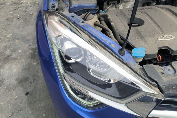 Used Chery Tiggo 5x 2017 1.5T DCT Luxury Model Right Front Headlight