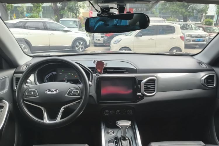 Used Chery Tiggo 5x 2017 1.5T DCT Elite Model Center Console
