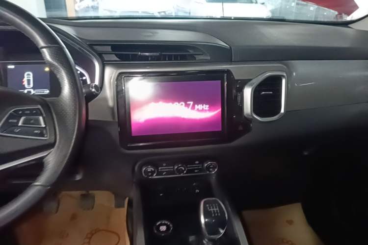 Used Chery Tiggo 5x 2017 1.5T Manual Elite Model Audio And AC Panel