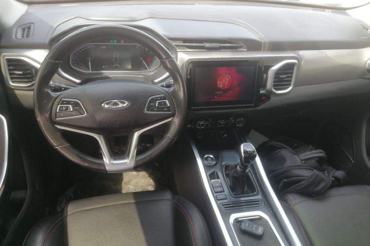 Used Chery Tiggo 5x 2017 1.5T Manual Elite Model Center Console