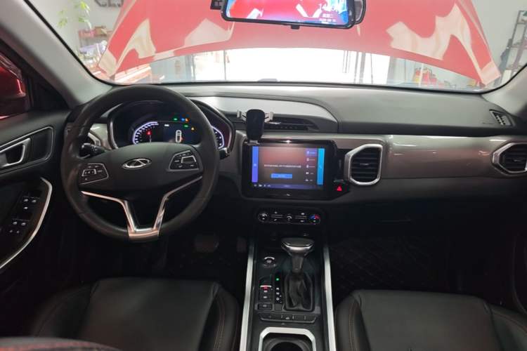 Used Chery Tiggo 5x 2017 1.5T DCT Fashion Edition Center Console