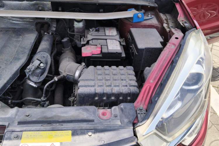 Used Chery Tiggo 5x 2017 1.5T DCT Elite Model Engine Bay Left