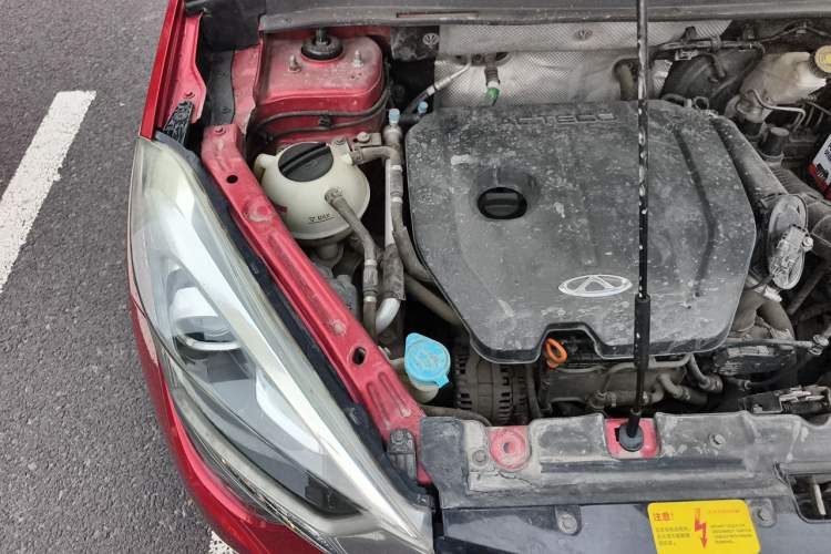 Used Chery Tiggo 5x 2017 1.5T DCT Luxury Model Engine Bay Right