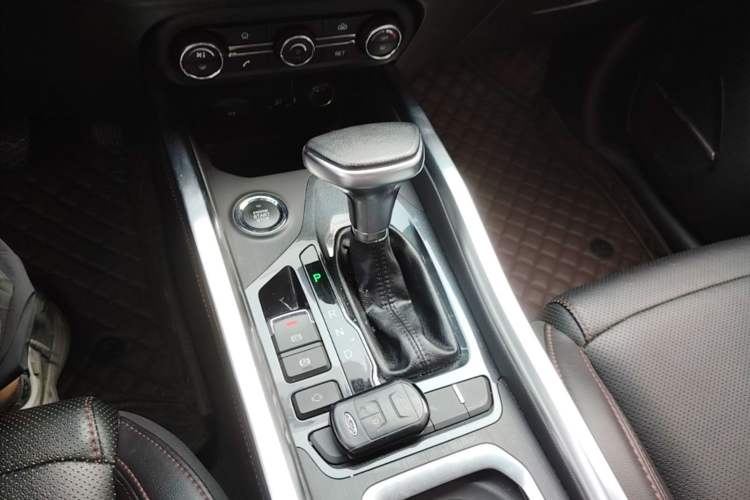 Used Chery Tiggo 5x 2017 1.5T DCT Elite Model Gear Lever