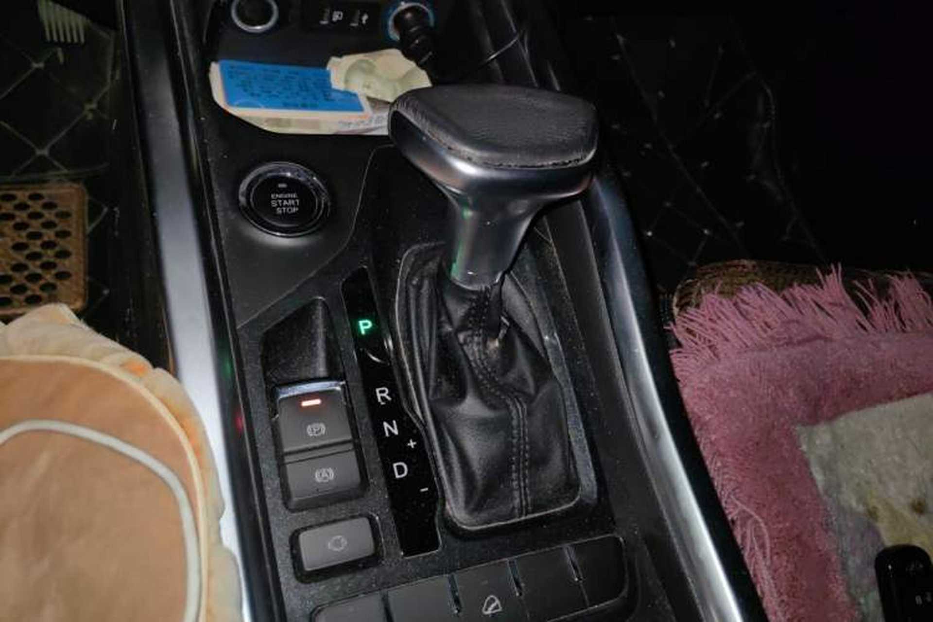 Used Chery Tiggo 5x 2017 1.5T DCT Elite Model Gear Lever