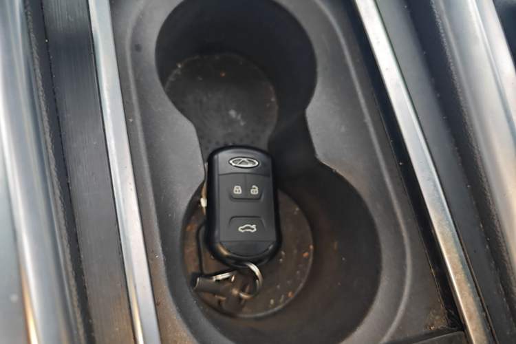 Used Chery Tiggo 5x 2017 1.5T Manual Elite Model Interior 1