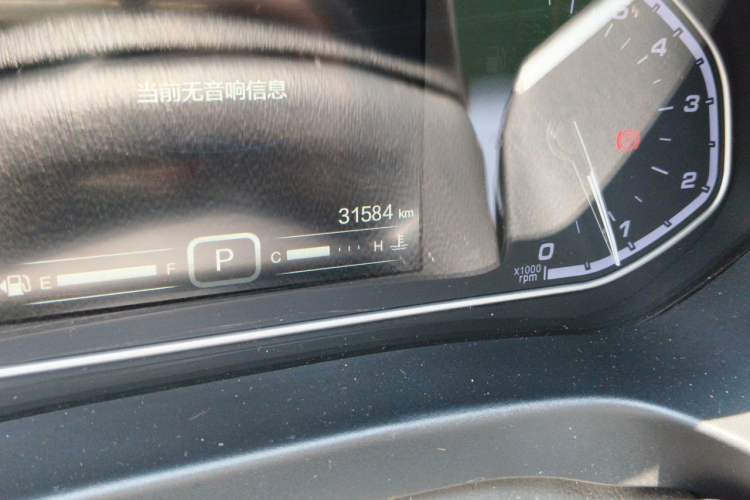 Used Chery Tiggo 5x 2017 1.5T DCT Elite Model Odometer Close Up