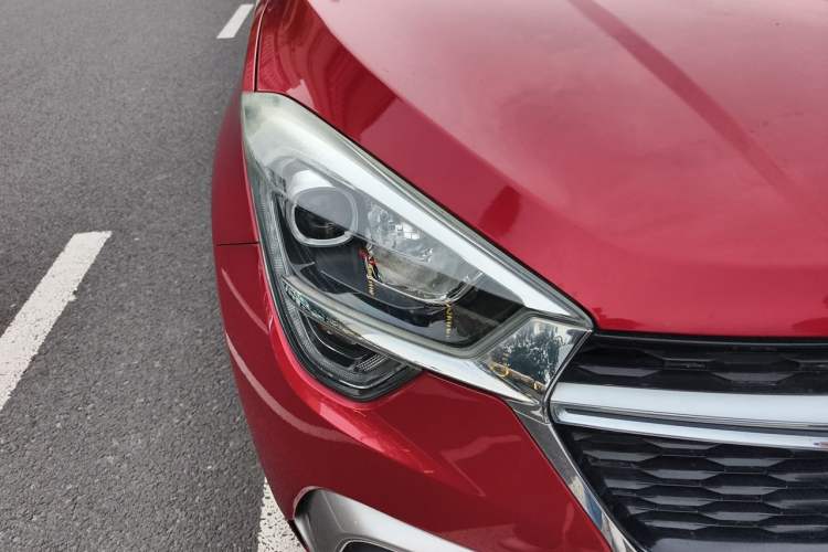 Used Chery Tiggo 5x 2017 1.5T DCT Luxury Model Right Front Headlight