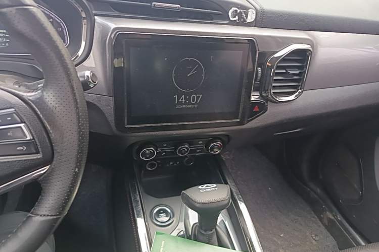 Used Chery Tiggo 5x 2017 1.5T DCT Luxury Model Audio And AC Panel