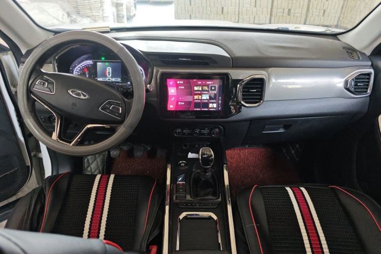 Used Chery Tiggo 5x 2017 1.5T Manual Luxury Model Center Console