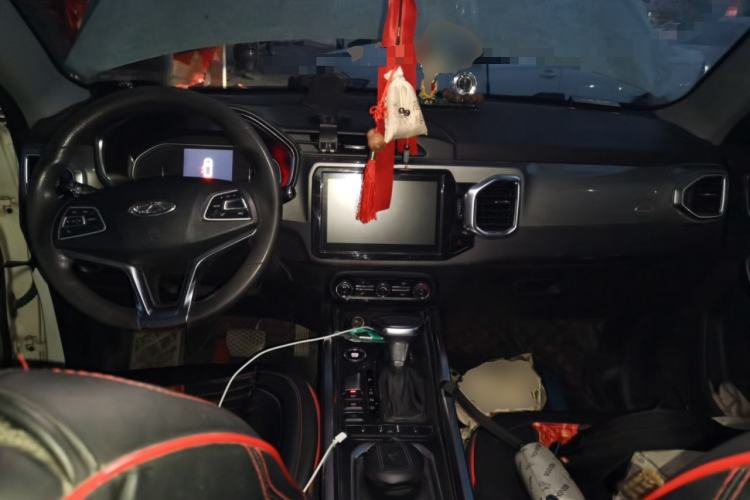 Used Chery Tiggo 5x 2017 1.5T DCT Fashion Edition Center Console