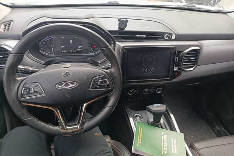 Used Chery Tiggo 5x 2017 1.5T DCT Luxury Model Center Console
