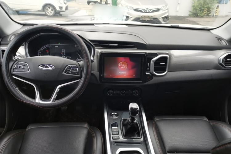 Used Chery Tiggo 5x 2017 1.5T Manual Elite Model Center Console