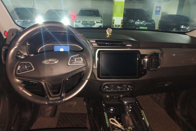 Used Chery Tiggo 5x 2017 1.5T DCT Luxury Model Center Console