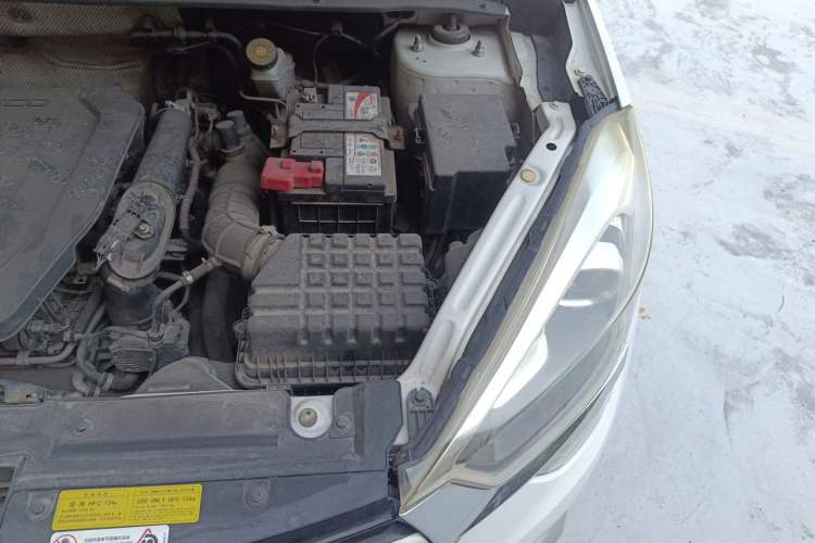 Used Chery Tiggo 5x 2017 1.5T Manual Elite Model Engine Bay Left