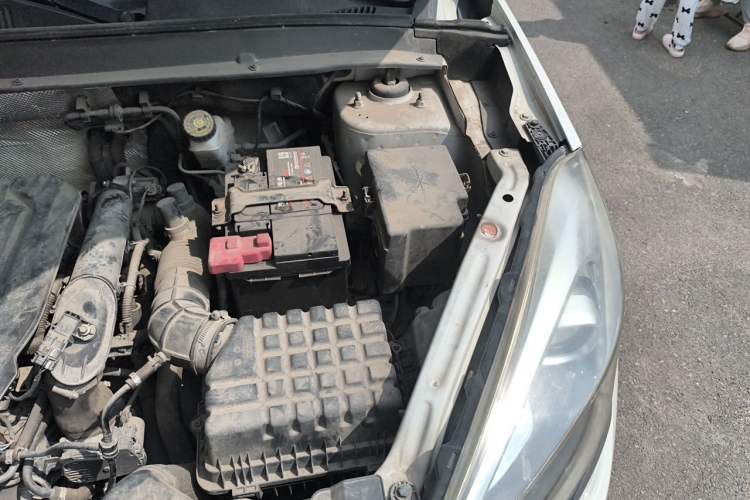 Used Chery Tiggo 5x 2017 1.5T Manual Elite Model Engine Bay Left
