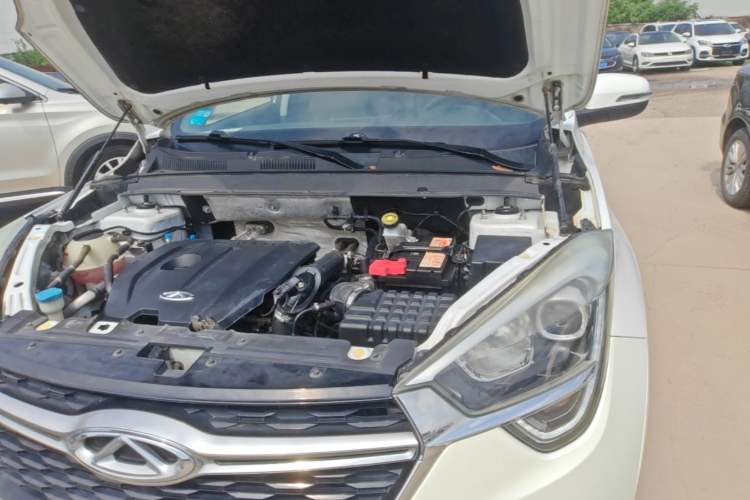 Used Chery Tiggo 5x 2017 1.5T Manual Elite Model Engine Bay Left