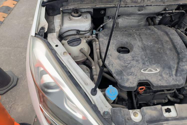 Used Chery Tiggo 5x 2017 1.5T Manual Fashion Edition Engine Bay Right