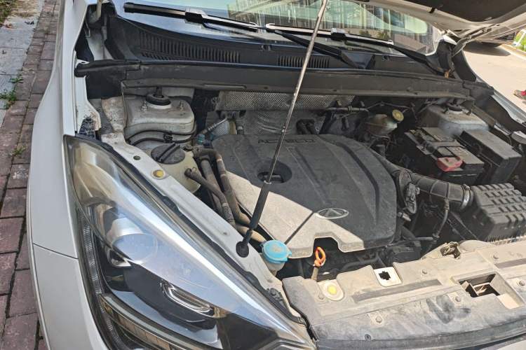 Used Chery Tiggo 5x 2017 1.5T DCT Elite Model Engine Bay Right