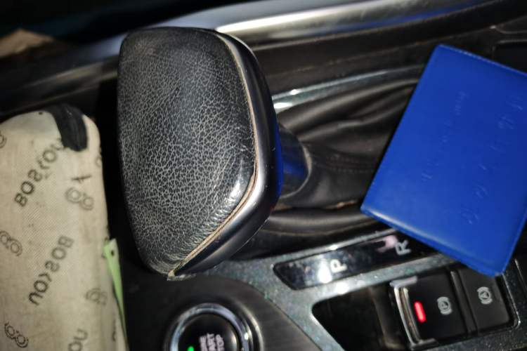 Used Chery Tiggo 5x 2017 1.5T DCT Fashion Edition Gear Lever
