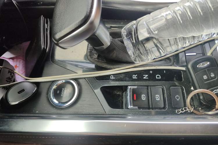 Used Chery Tiggo 5x 2017 1.5T DCT Luxury Model Gear Lever