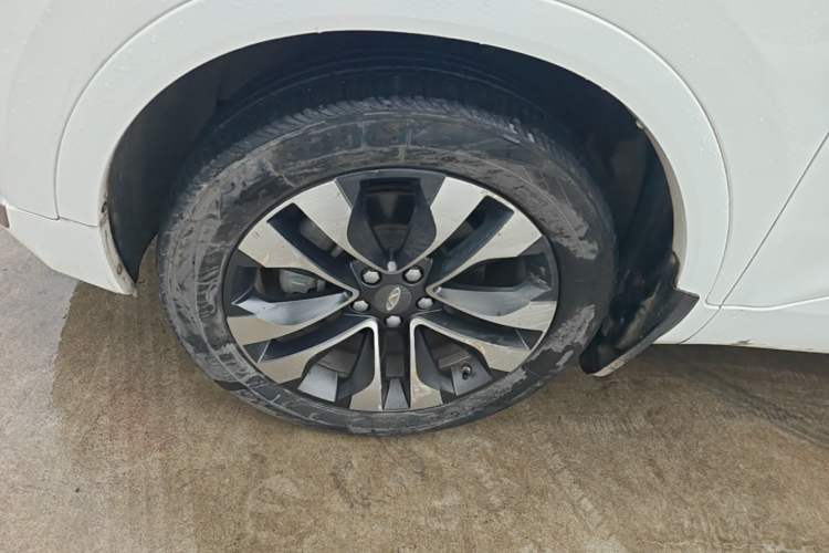 Used Chery Tiggo 5x 2017 1.5T DCT Luxury Model Left Front Wheel Hub
