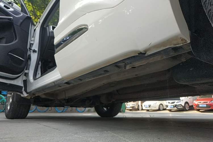 Used Chery Tiggo 5x 2017 1.5T DCT Elite Model Left Side Sill