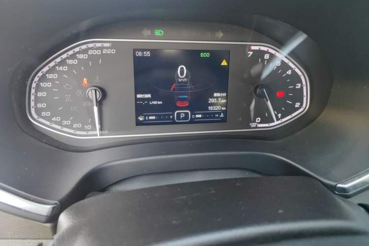 Used Chery Tiggo 5x 2017 1.5T DCT Elite Model Odometer Close Up